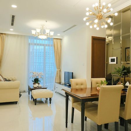 Vinhomes Central Park Jack Hai Luxury Service Apartment Хошимин Екстериор снимка