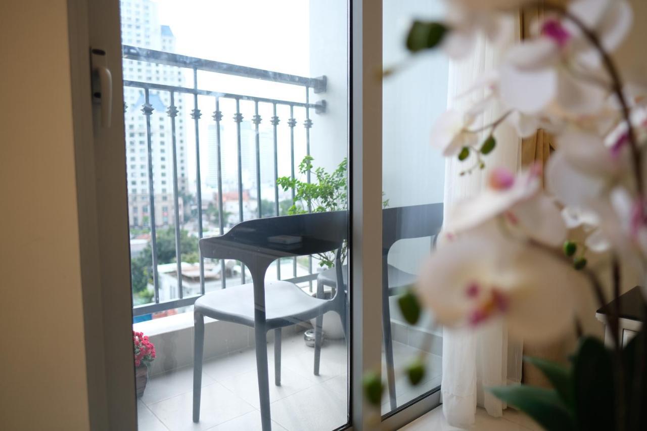 Vinhomes Central Park Jack Hai Luxury Service Apartment Хошимин Екстериор снимка