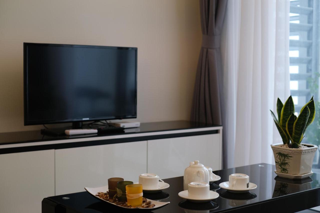Vinhomes Central Park Jack Hai Luxury Service Apartment Хошимин Екстериор снимка