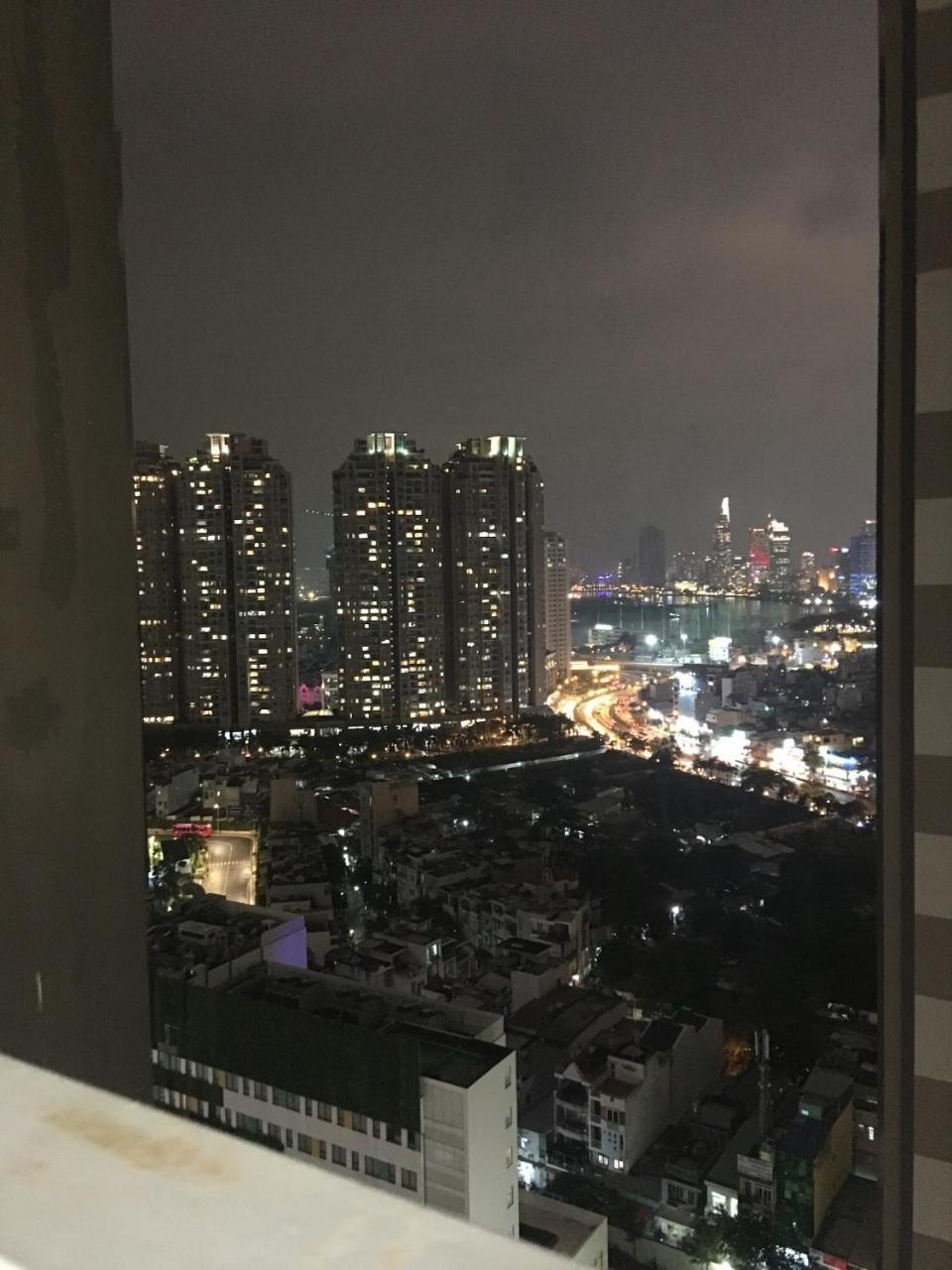 Vinhomes Central Park Jack Hai Luxury Service Apartment Хошимин Екстериор снимка