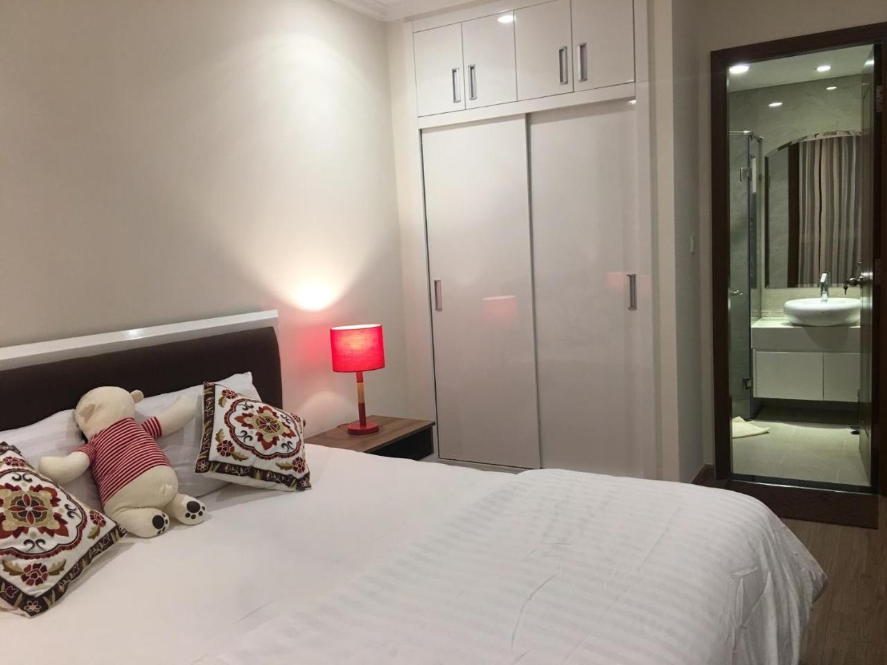 Vinhomes Central Park Jack Hai Luxury Service Apartment Хошимин Екстериор снимка