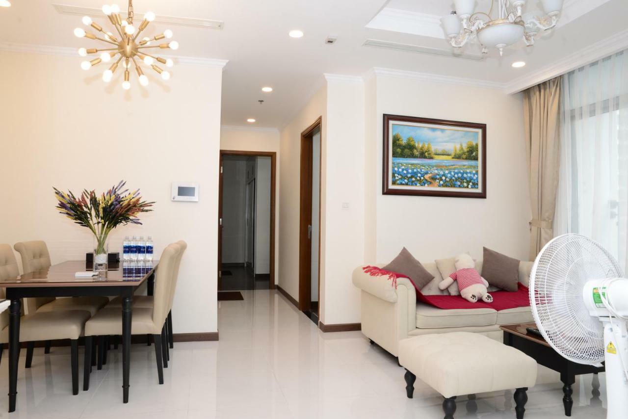 Vinhomes Central Park Jack Hai Luxury Service Apartment Хошимин Екстериор снимка