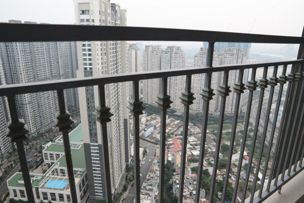 Vinhomes Central Park Jack Hai Luxury Service Apartment Хошимин Екстериор снимка